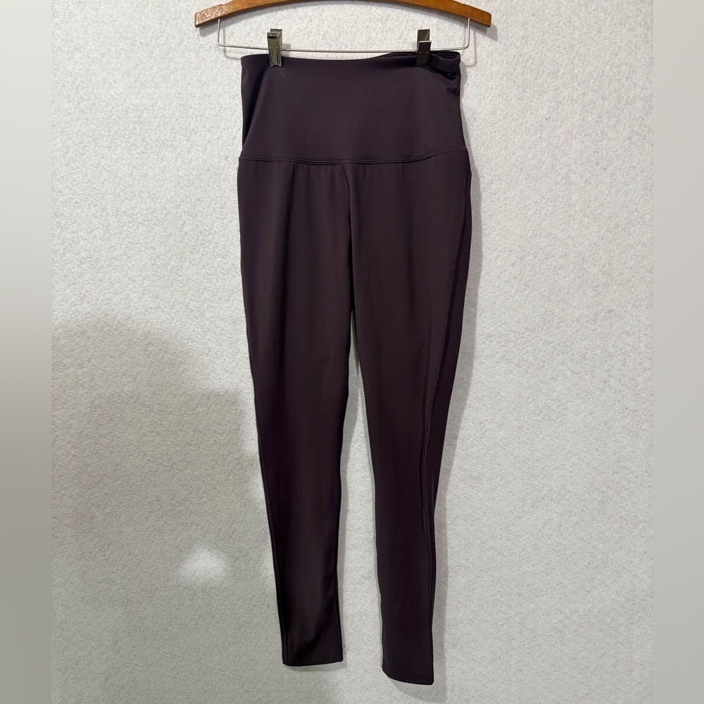 Queenieke & Athletic Plum Leggings Size S